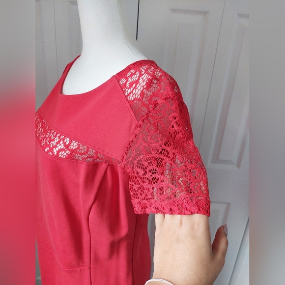 Sleek Red Dynamite cut out dress - Picture 3 of 5